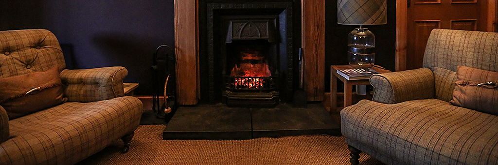 Lounge at Mackays Rooms